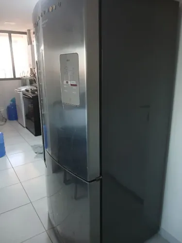 Geladeira Brastemp Frost Free inverse 600 litros