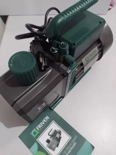 Bomba de vacuo + 2 manifolde analogico + ferramentas e Gaz R32 e R22