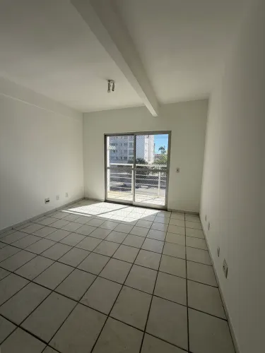 Aluga-se apto 2 Qts na Av. Leste Oeste
