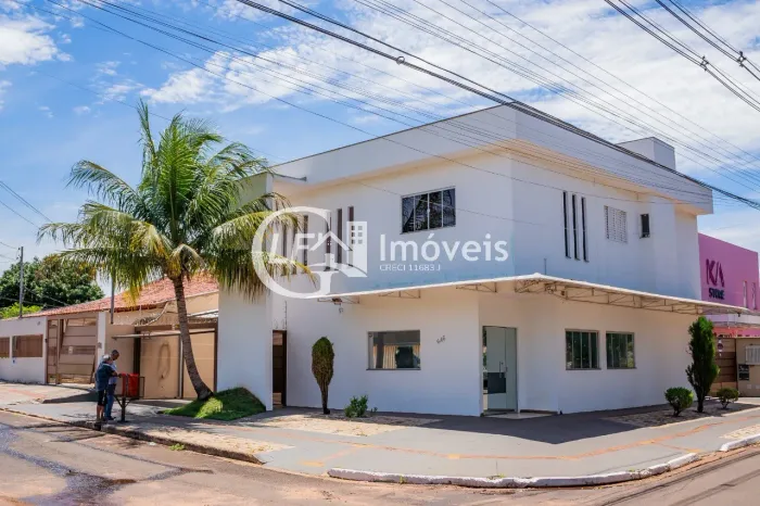 Salão Comercial à Venda em Campo Grande-MS, Bairro Mata do Jacinto - 2 Salas, 3 Banheiros,
