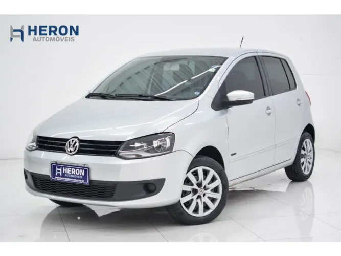 Volkswagen Fox 1.0 MI Total Flex 8V 5P 2013