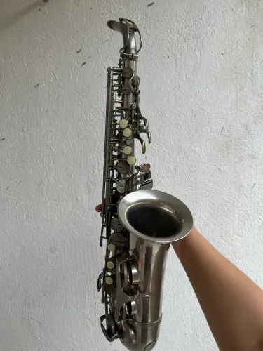 Saxofone Alto Weril Bentley