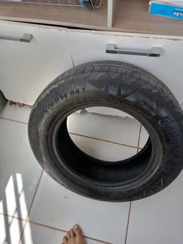 Pneu continental 175/70/14