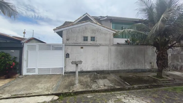 Casa com piscina à venda em Peruíbe | 3 quartos | Cidade Nova