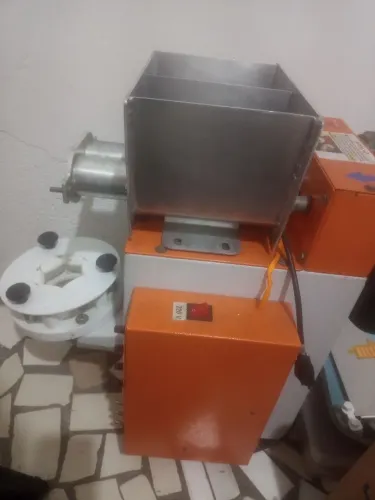 Máquina de salgado