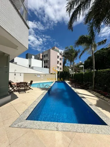 Apartamento com 4 dormitóios, sendo 1 suite, semi mobiliado