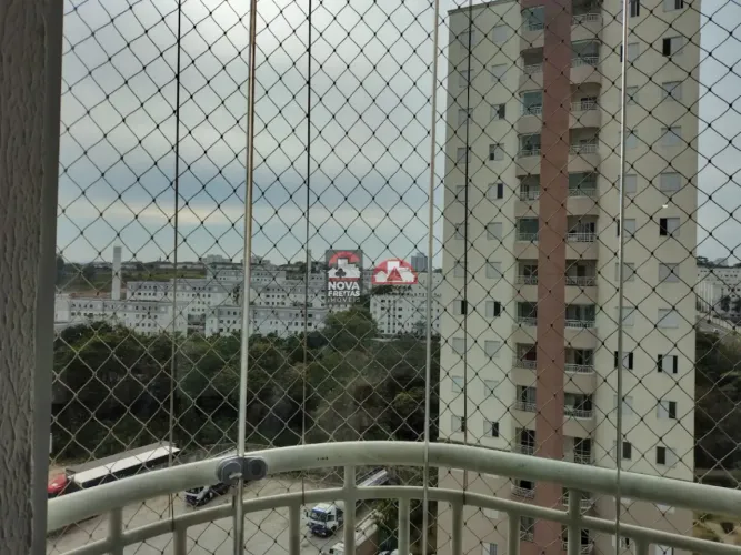 Apartamento à Venda - Residencial Getúlio Vargas | Jd. Califórnia - Jacareí
