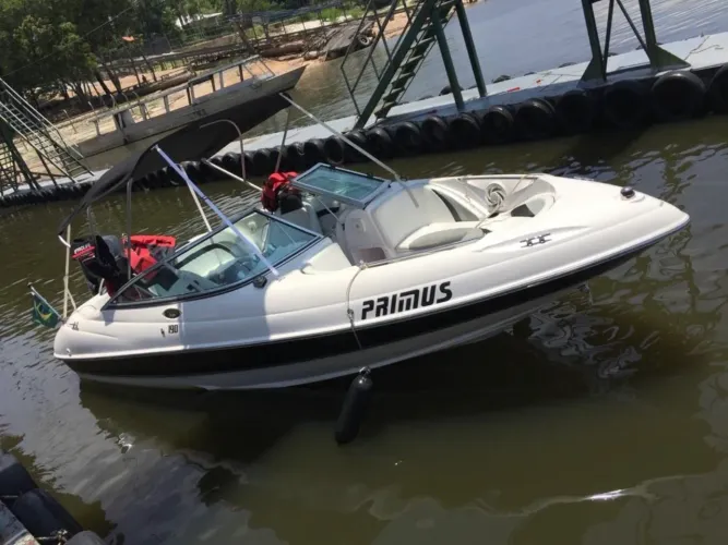 Lancha Focker 190 MUITO NOVA - Motor Mercury Optimax 135HP 