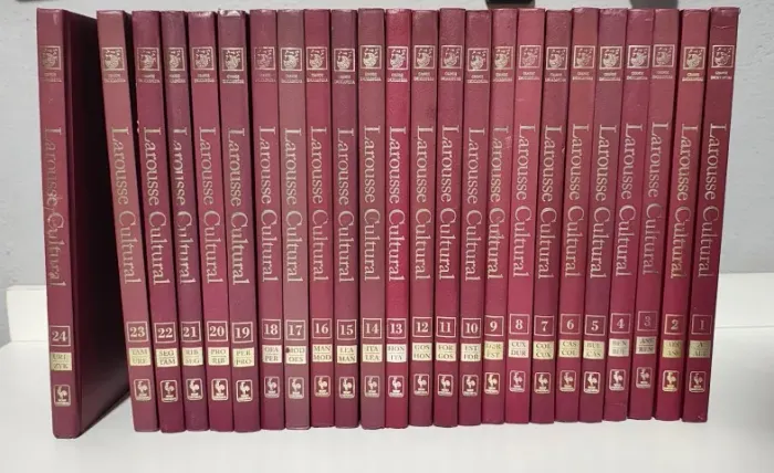 Enciclopédia Larousse Cultural Completa