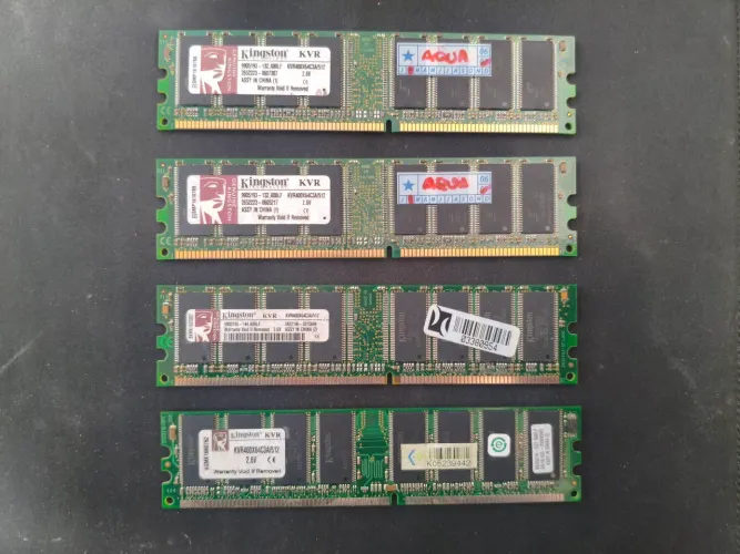 Memórias DDR400 Kingston 2Gb