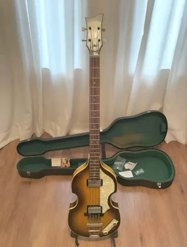 Baixo Hofner 500/1 Vintage 62