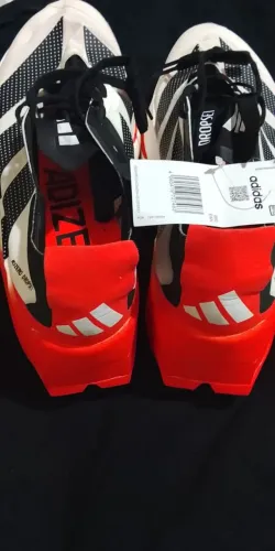 Tênis Adidas número 41