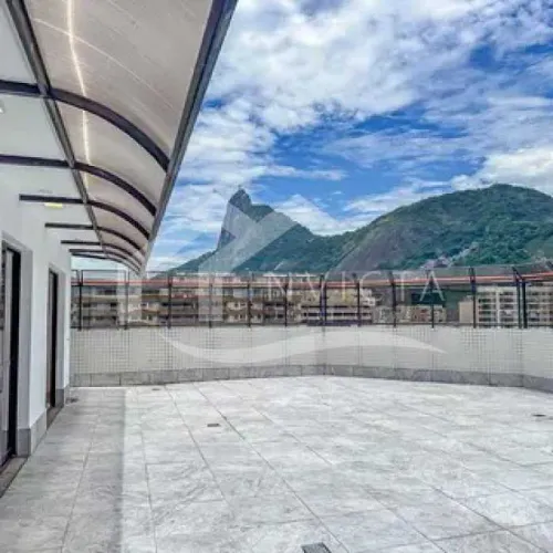 Cobertura Exclusiva de 353 m² em Botafogo com Vista Deslumbrante para os Cartões-Postais d