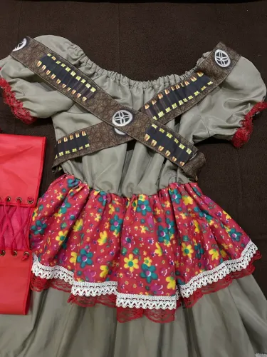 Vestido Maria Bonita Usado uma vez Retirar no centro Passo cartão 50$
