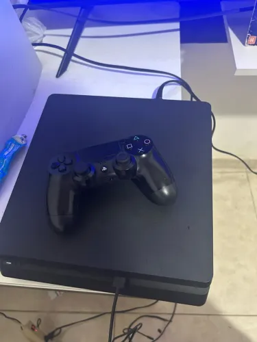 PS4 SLIM + JOGOS