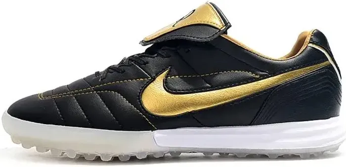 Chuteira Nike Society