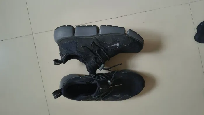 TENIS NIKE 42