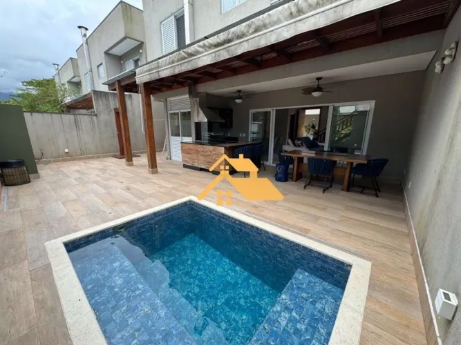 Casa em Condomínio em Barra do Una | 3 Suítes | 550m da Praia | Piscina Privativa | 2 Vaga