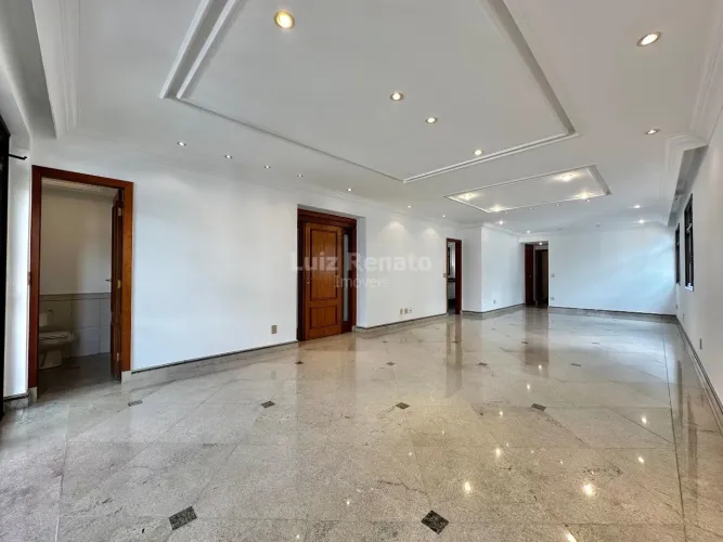 Apartamento à venda no bairro Lourdes