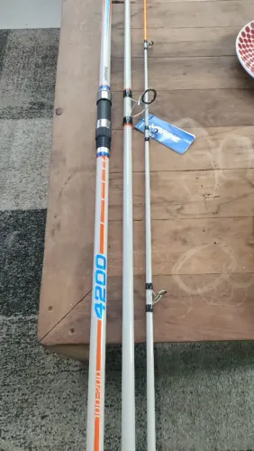 Vara de pesca Marine Game Surf 100% carbono!