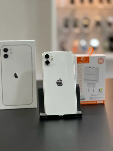 iPhone 11 branco 128gb 74%