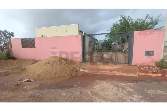 CASA COM SUÍTE E CLOSET NO RESIDENCIAL IMPÉRIO - JARDIM CARANDÁ - TRÊS LAGOAS/MS
