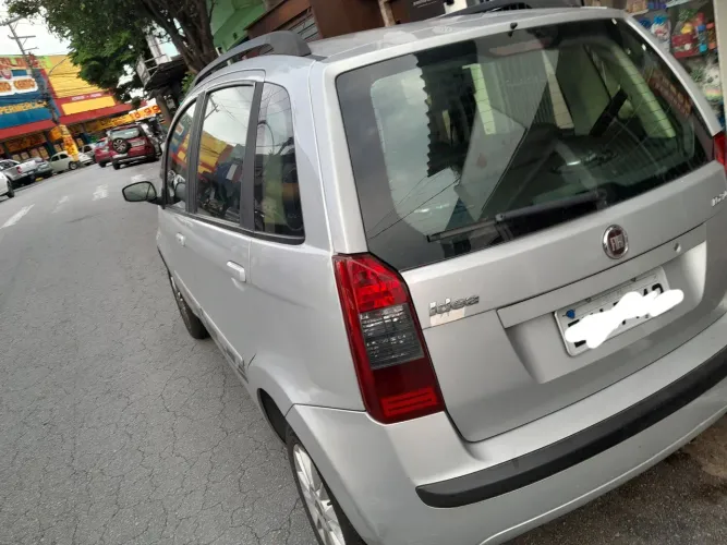 Fiat Idea ELX 1.4 MPI Fire Flex 8V 5P 2010