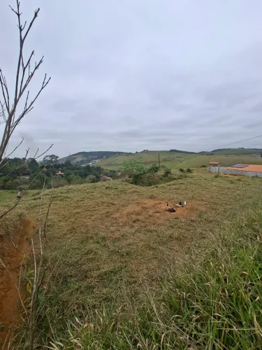 TERRENO Almeida Prado IGARATA