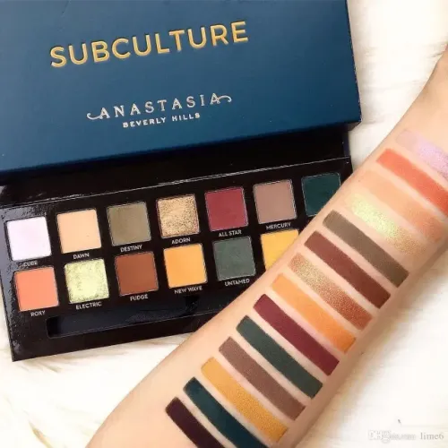 Paleta de sombra subculture, da Anastasia Beverly Hills.