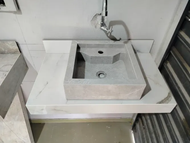 Bancada e cuba esculpida em porcelanato 
