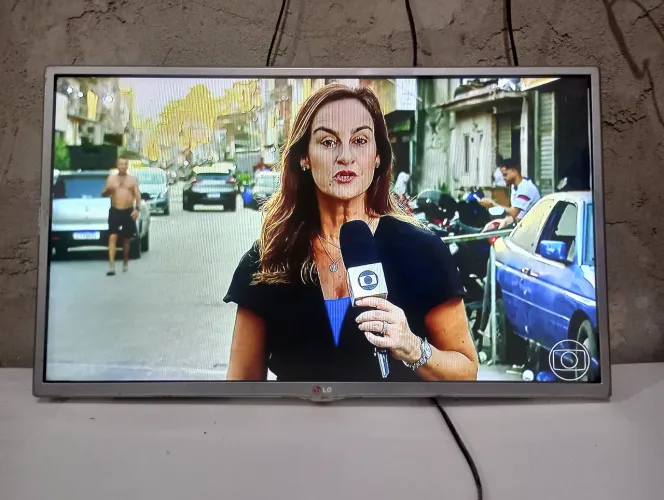 Tv LG led 32 Pol (não e smart)