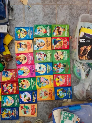 Coleção livros histórias animadas anos 80 21 exemplares