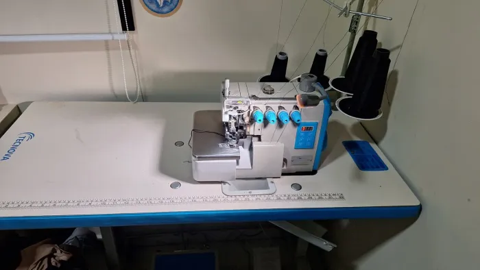 Máquina industrial interlock overloque 4 fios