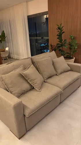 Sofa retrátil 2,10m