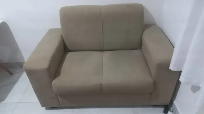 Sofá 2 lugares