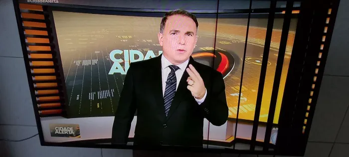 Televisão SMART Com linhas na tela