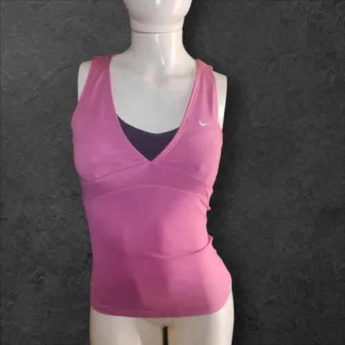 Blusa de academia Nike tamanho M
