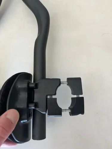 Clipe para Guidão Aero Carbono