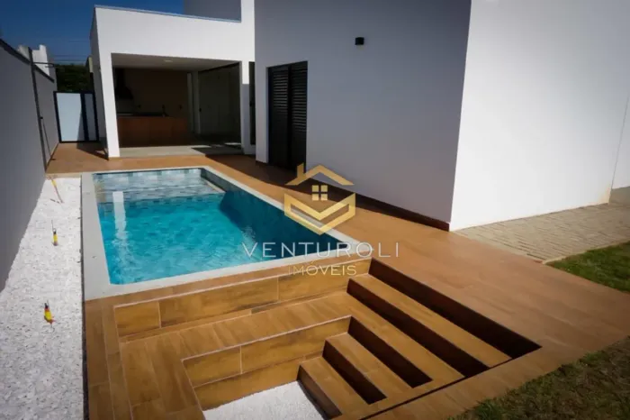 Linda Casa Disponível, Para Venda em Residencial Primavera !!!