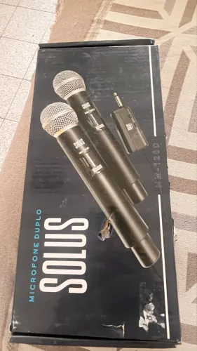 Microfone duplo solos