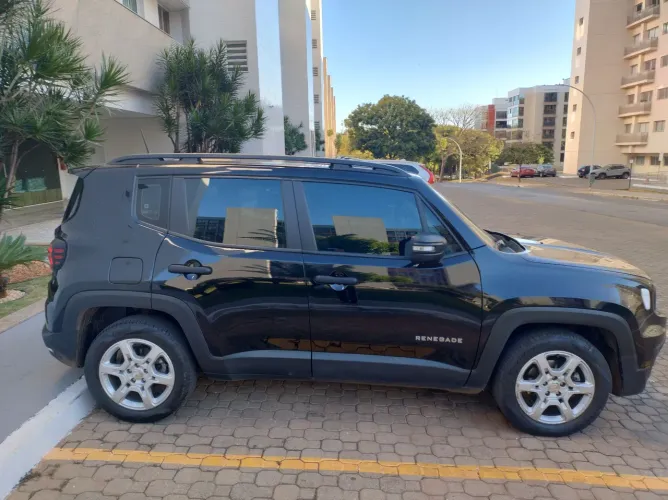 Jeep Renegade Sport T270 1.3 TB 4X2 Flex Aut. 2023