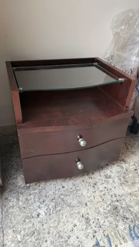 Criado mudo 