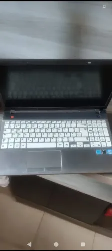 Samsung i7