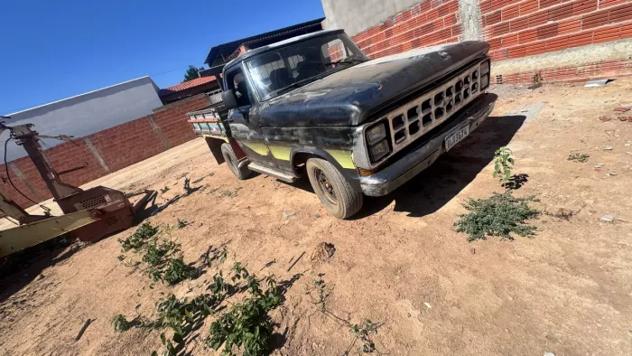 Ford F-1000 Super Diesel / Super Diesel Turbo 1985
