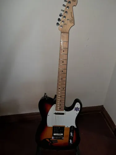 Vendo guitarra ?