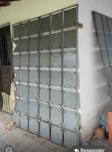 Vendo conjunto de portão de aço 1.500,00 reais