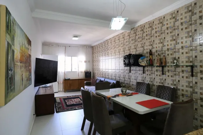 Casa à Venda - Boa Vista, 2 Quartos, 180 m2