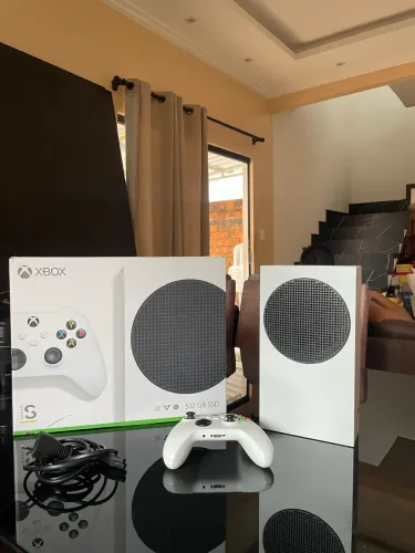 Xbox séries s  512 GB SSD