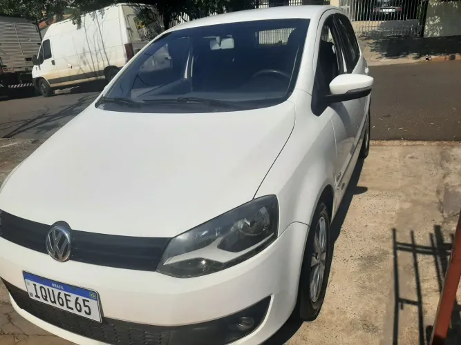 Volkswagen Fox Prime/higli. 1.6 Total Flex 8V 5P 2011