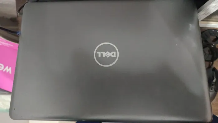 Dell Inspiron i7 7ªG | 8GB RAM | SSD + 1TB HD | Placa Dedicada 4GB (Radeon R7)